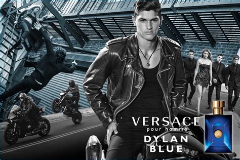 pubblicità versace dylan blue voci|versace dylan blue.